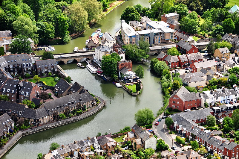 Oxford Bridges: Folly Bridge and River Thames