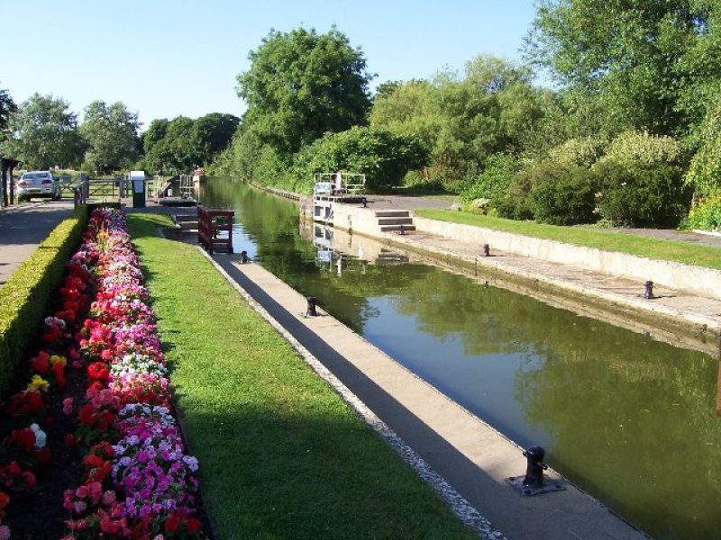 Oxford Godstow Lock - Places to See Around Oxford + Walks